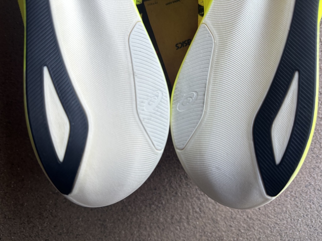 アウトソールかかと